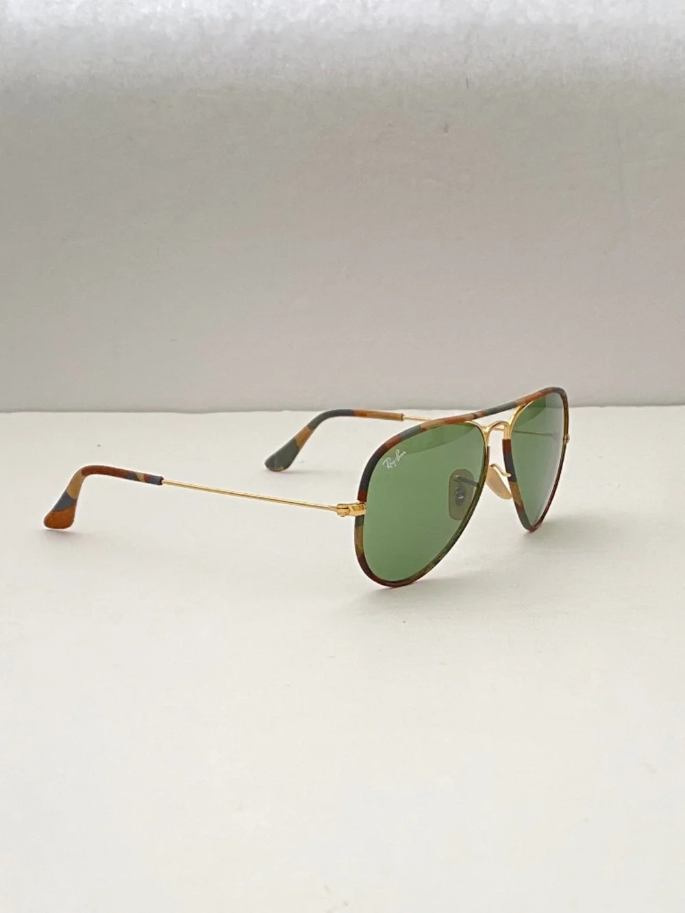 New Rare Authentic Ray-Ban Aviator Sunglasses